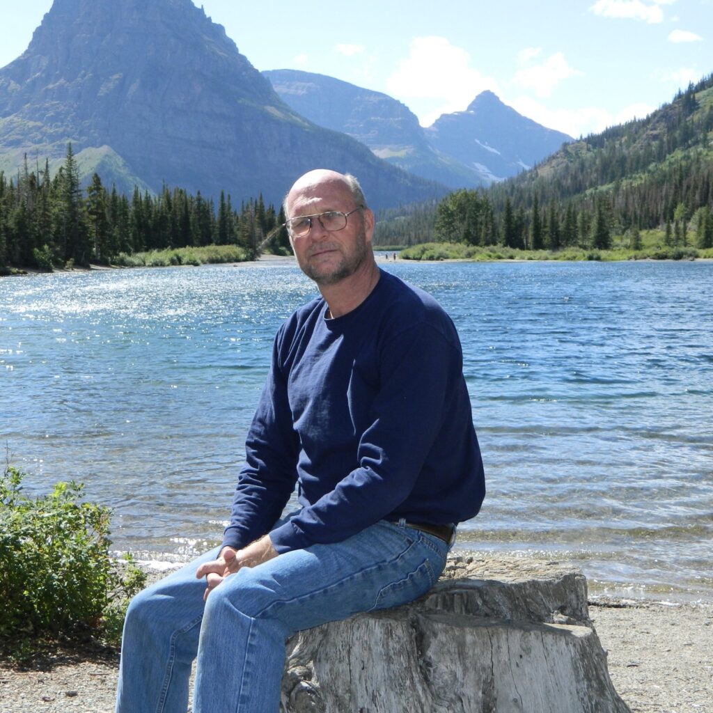 Paul-Rasmussen1_-Square-Photo